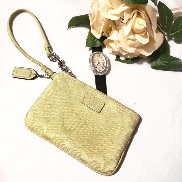 Coach Signature C Logo Lime Green Wristlet